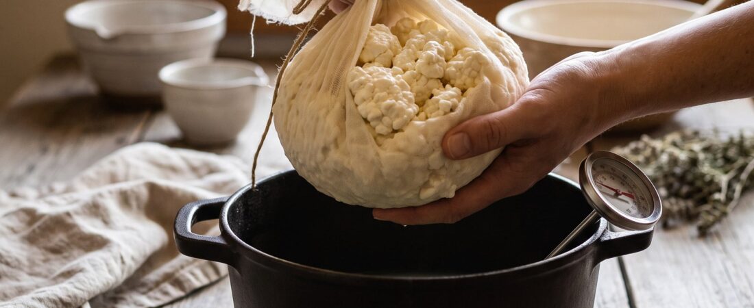 Firm vs. Soft Curds: The Temperature Secret
